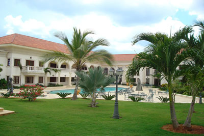 Barranca 11 Courtyard Rear