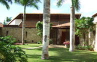 Villa Front Yard