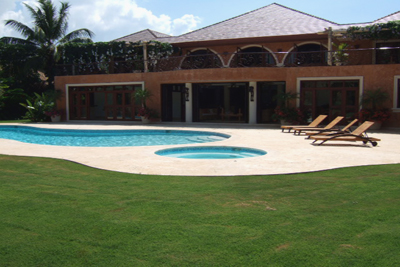 Punta Aguila Rear